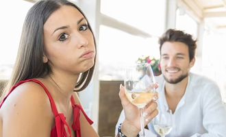 Неудачное свидание. Ученые назвали 6 черт характера, которые мешают строить прочные отношения