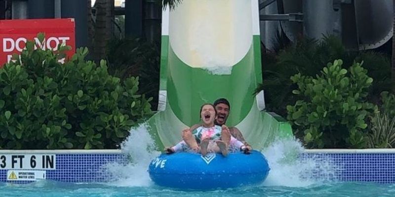 Вікторія і Девід Бекхем показали, як проводять канікули в Маямі разом з дітьми: яскраві фото