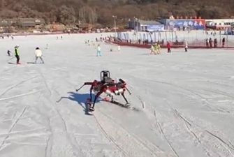 В Китае создали робота-лыжника