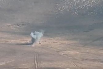 Минобороны Армении показало видео уничтожения азербайджанской военной техники