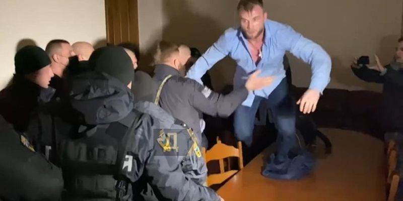 Нардеп Дмитрук назвал причину драки в горсовете Одессы