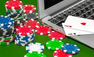 Владимир Зеленский ввел в действие решение СНБО об ограничении онлайн-казино: что запретили