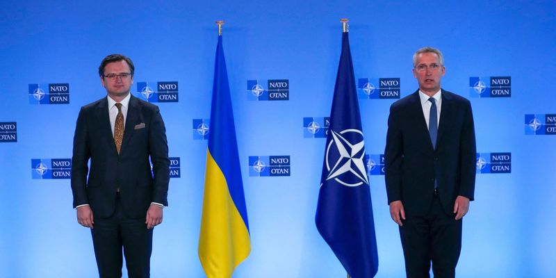 НАТО, ЕС и Украина впервые в истории проведут трехстороннюю встречу: о чем будут говорить