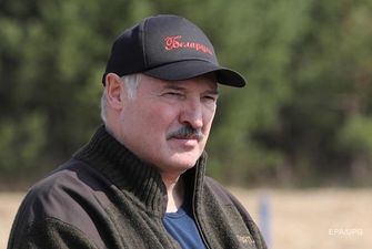 Лукашенко: Не будем принимать самолеты с Украины