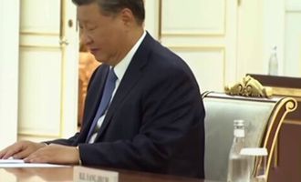 Сі Цзіньпіня можуть випхати у відставку: політолог пояснив, що це може змінити геть усе