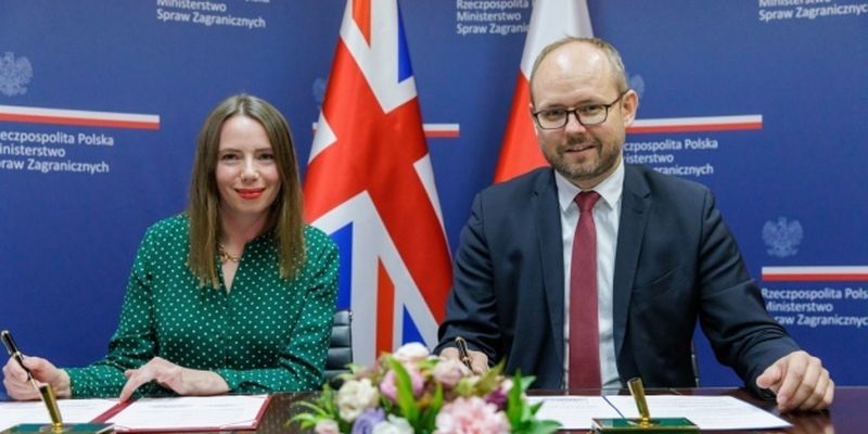 Великобритания выделит Польше £10 миллионов для украинских беженцев
