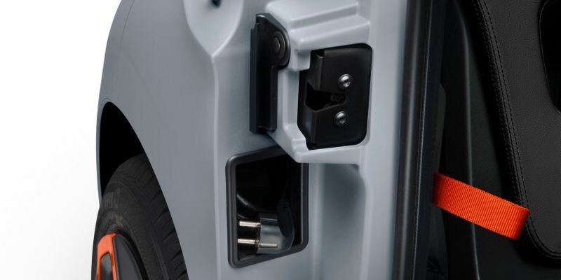 Анонсирован Citroen Ami — серийный двухместный электромобиль с мощностью 6 кВт, батареей 5,5 кВтч и запасом хода 70 км, продажи в Европе стартуют летом по цене 6000 евро или 20 евро/мес