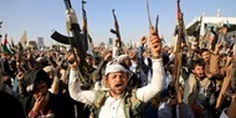 Йеменские хуситы атаковали швейцарское судно