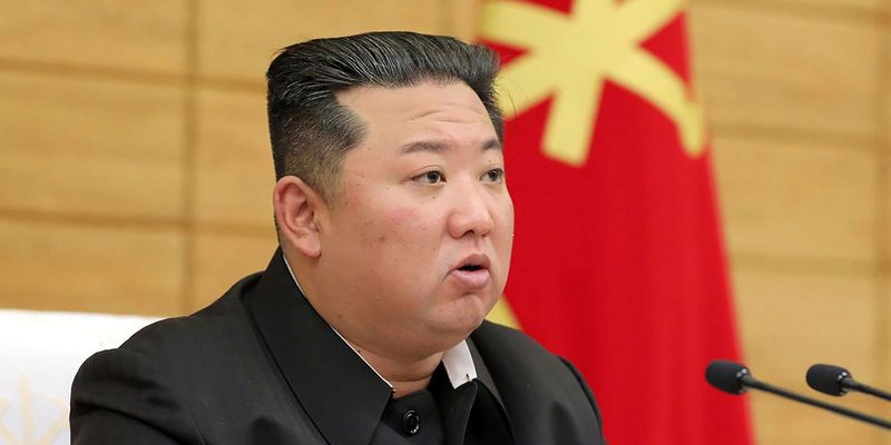 Загадочное заболевание в Северной Корее: Ким Чен Ын закрыл въезд в Пхеньян