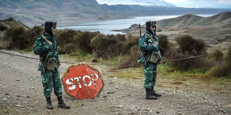 Азербайждан обстрелял пограничный пункт Армении, - Минобороны