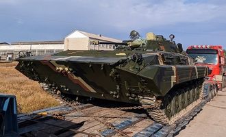 Российский солдат сдал танк за вознаграждение, после войны получит $10 тыс. – советник главы МВД