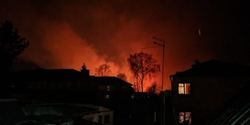 Луцк в огне: город охватил масштабный пожар на лугу