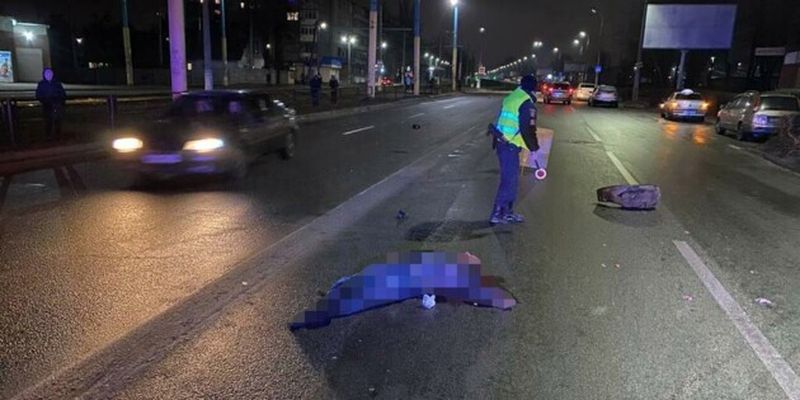 В Каменском водитель на смерть сбил пешехода и скрылся