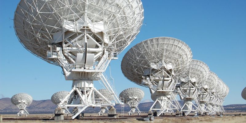 Очільник Інституту SETI відкидає ідею про докази існування інопланетних технологій