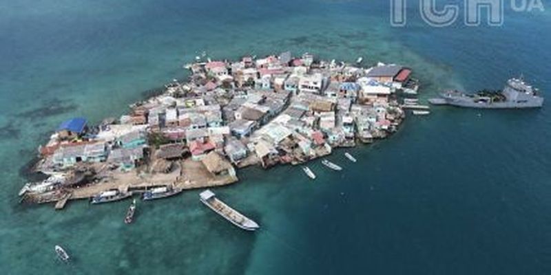 Острів з найбільшою у світі густотою населення: де він розташований та які там умови