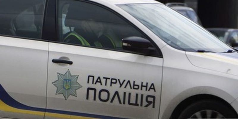 В Киеве водитель на скорости врезался в бетонные блоки: видео смертельного ДТП
