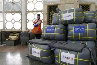 Укрзализныця получила 22,5 тысячи теплых одеял от бюро USAID в рамках проекта МОМ