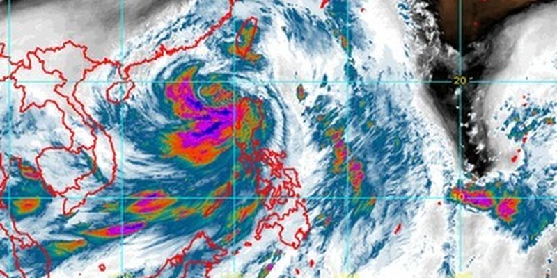 На Филиппины обрушился смертельный шторм: жуткие видео