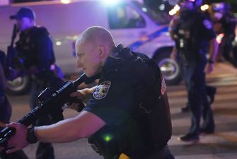 Протести в США: поліцейський отримав поранення