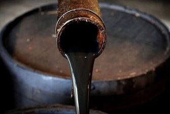 "Мир не может проглотить сейчас столько нефти": эксперт рассказал о последствиях кризиса