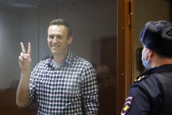 Навального внесли в список террористов и экстремистов России