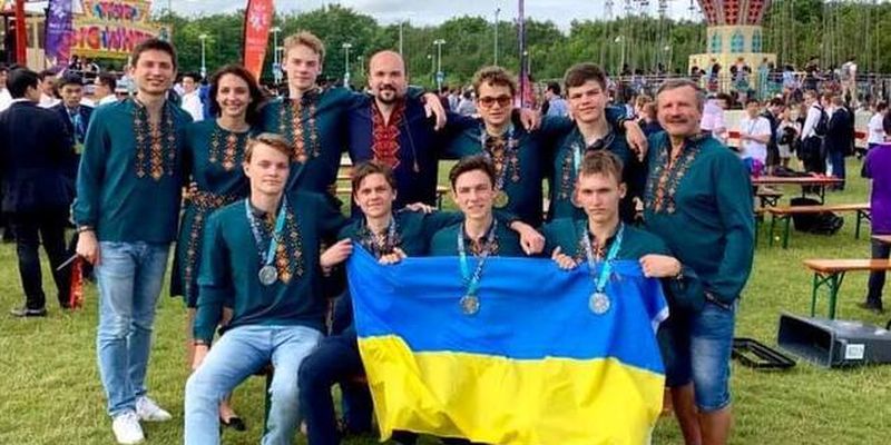 Опередили Японию: юные украинцы получили награды на международной олимпиаде