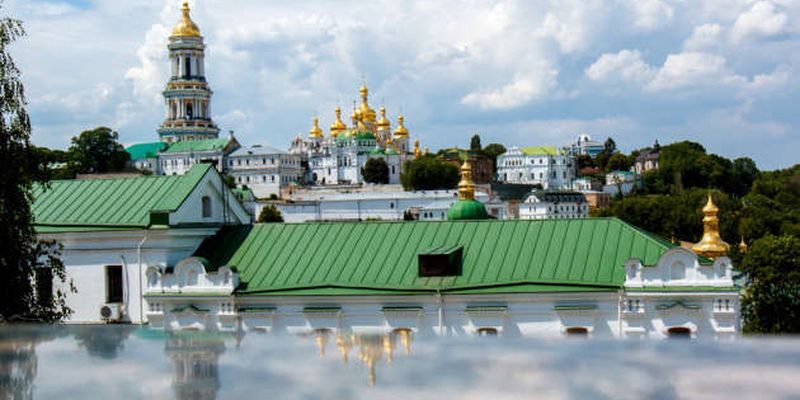 «Московская» церковь, похоже, останется без двух столичных храмов