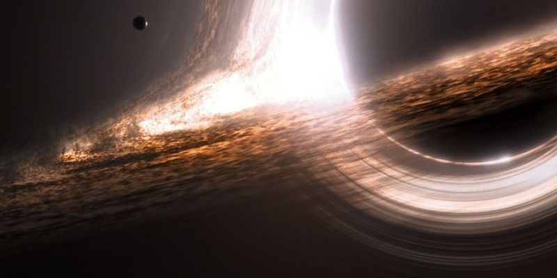 Ученых обеспокоила странная активность за Сатурном