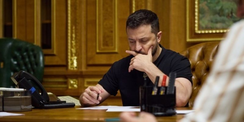 Зеленский просит Раду утвердить решение СНБО и усилить санкции против рф