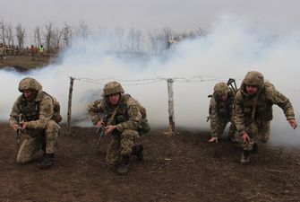 Бойовики продовжують обстрілювати позиції ЗСУ на Донбасі: є поранені