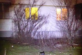 В Киеве задержали серийного вора: пытался пролезть в квартиру через окно