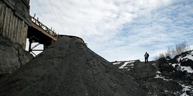Кризис в энергетике: добыча угля продолжает падать