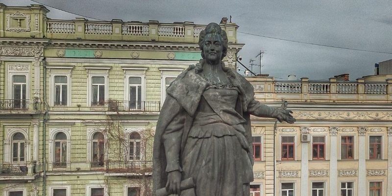 Мэрия Одессы анонсировала возможный снос памятника Екатерине II