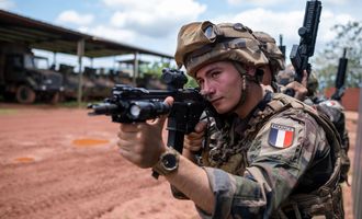 Во Франции объяснили, что могли бы делать войска НАТО на войне в Украине