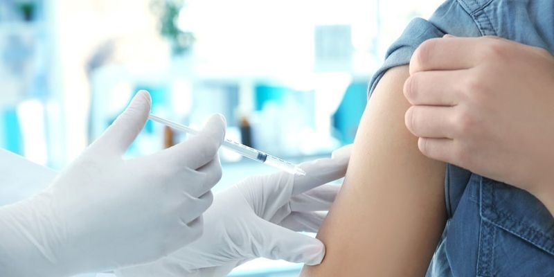 Бустерна доза вакцини CoronaVac захищає від Омікрона
