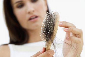 Стало известно почему происходит сезонное выпадение волос