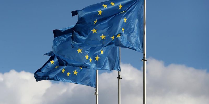 Украина стремится отменить плату за роуминг: проведены переговоры с ЕС