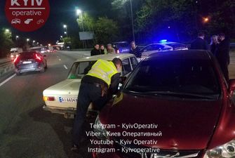 У Києві таксист влаштував потрійну ДТП: в авто перебували двоє дітей