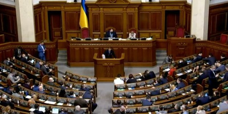 "Еще за несколько дней": Стефанчук рассказал о народных депутатах, которые бежали из Украины