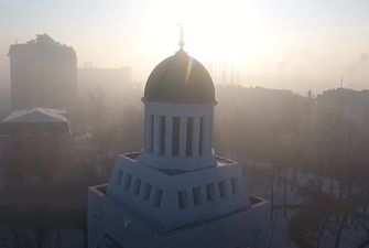 У МОЗ розповіли, як українцям захиститися від небезпечного смогу