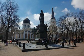 Почти жара: синоптики дали прогноз погоды на 6 декабря в Одессе