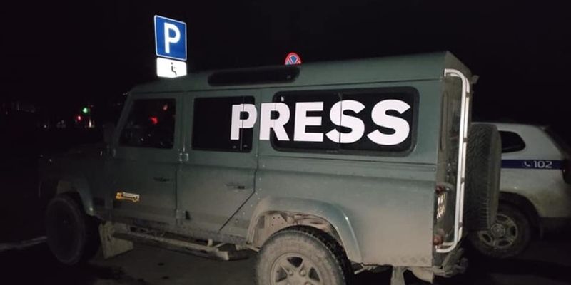 В Николаевской области российские захватчики обстреляли и ограбили журналиста из Швейцарии