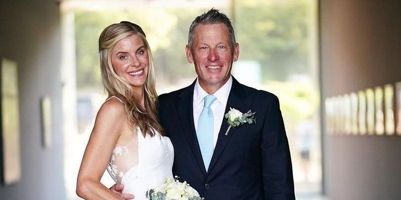 Легендарный и скандальный велогонщик Лэнс Армстронг устроил пышную свадьбу на винограднике