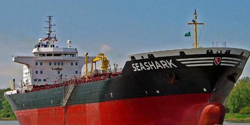 «Ситуація на борту критична»: єгипетські військові утримують танкер з українцями