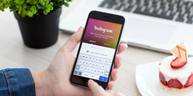 Instagram убрал лайки под постами для пользователей семи стран