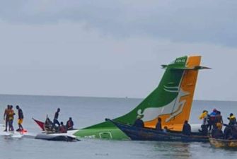 В Танзании в озеро Виктория упал пассажирский самолет, спасли 26 человек