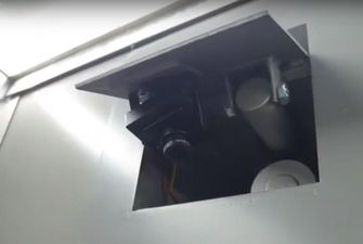 У московських туалетах встановили камери спостереження