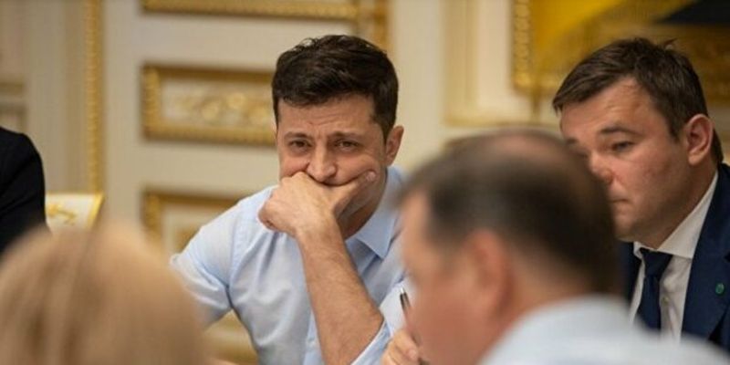Главное за ночь: резкое ухудшение состояния Зеленского, трагедия на Донбассе и рывок доллара