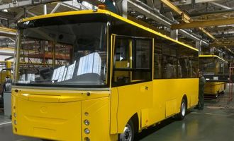 Луцкое предприятие «Бас Мотор» готовит очередную партию школьных автобусов