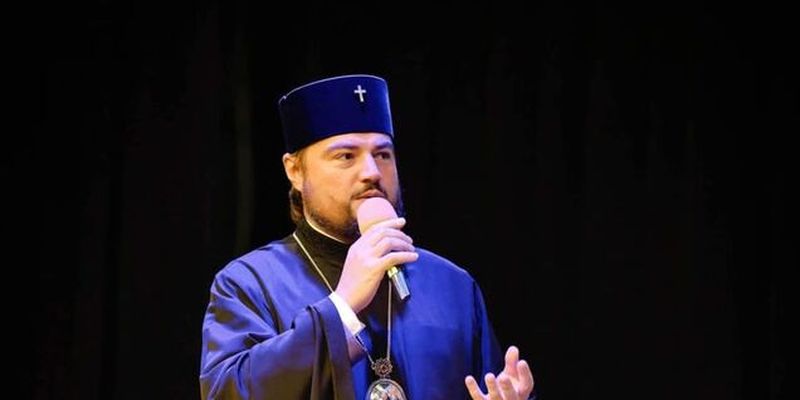 Спички "старцам" не игрушка: митрополит Драбинко оценил действия Филарета